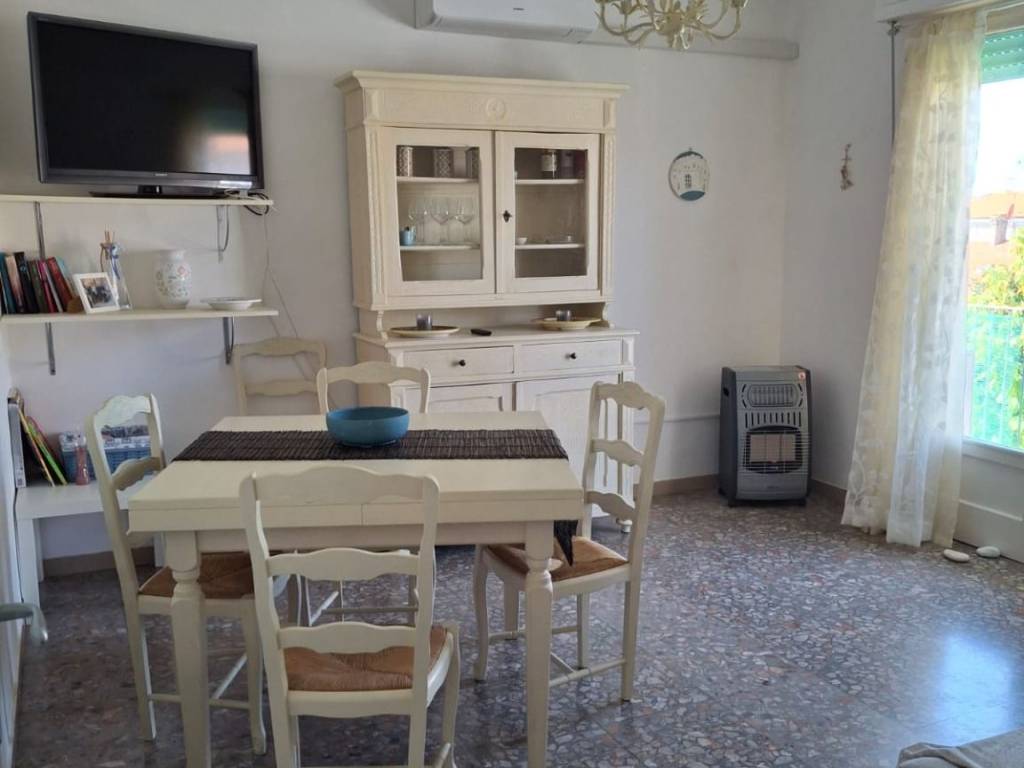 appartamento in vendita a Cecina