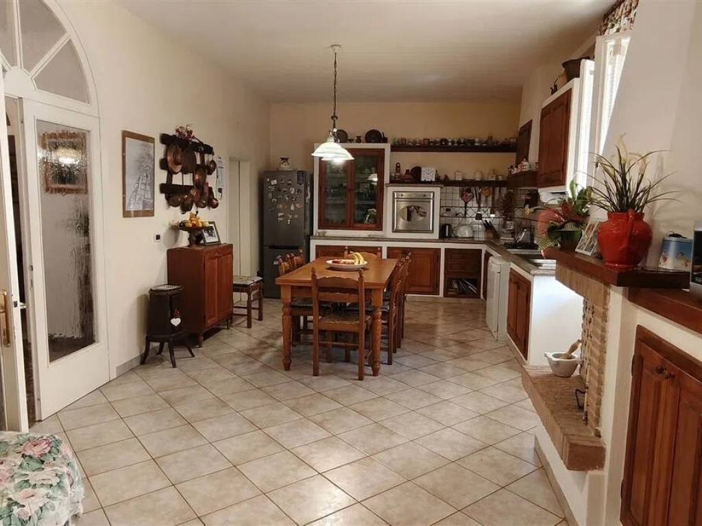 appartamento in vendita a Cecina