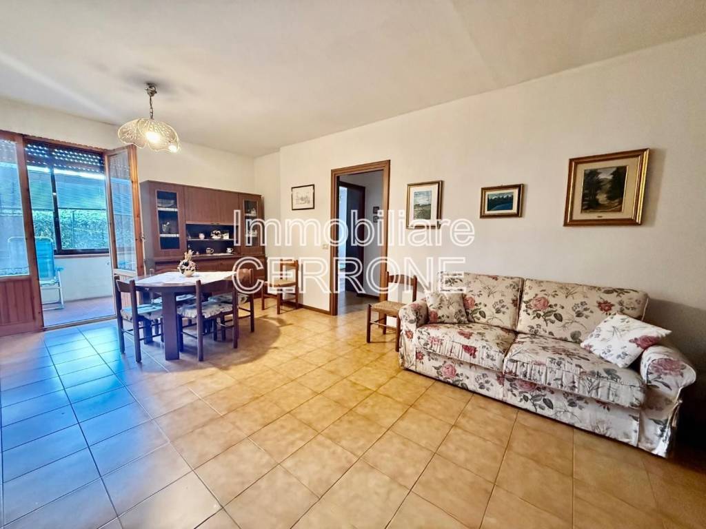 appartamento in vendita a Cecina