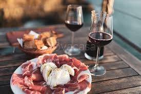 negozio in vendita a Cecina