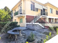 appartamento in vendita a Cecina