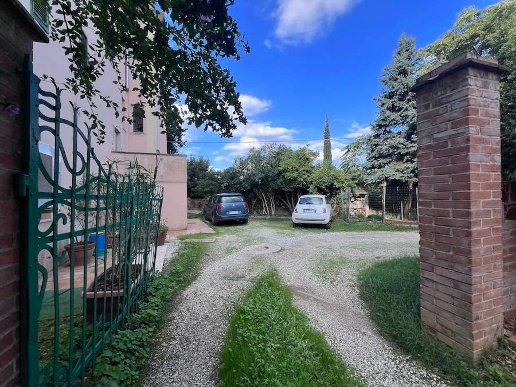 appartamento in vendita a Cecina
