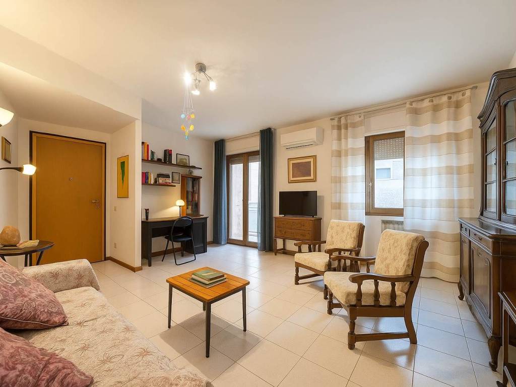 appartamento in vendita a Cecina