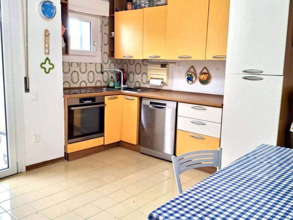 appartamento in vendita a Cecina