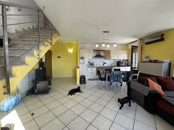 appartamento in vendita a Cecina