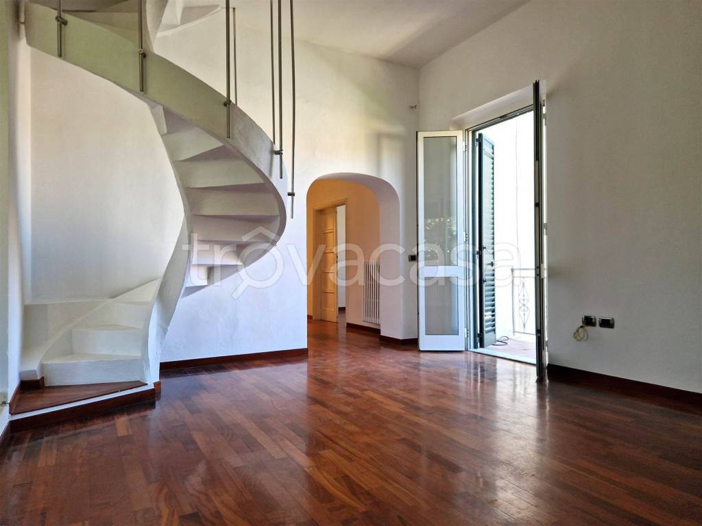 appartamento in vendita a Cecina