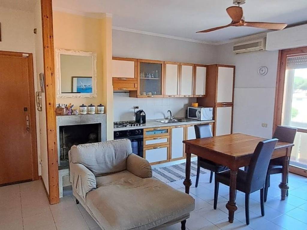 appartamento in vendita a Cecina