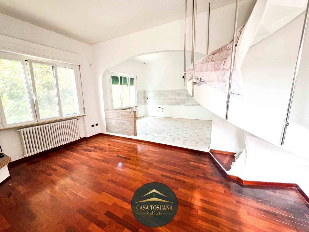 appartamento in vendita a Cecina