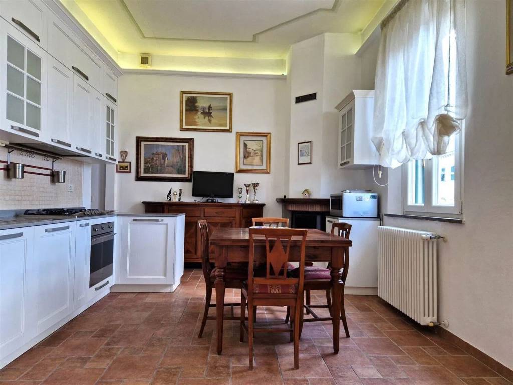 appartamento in vendita a Cecina