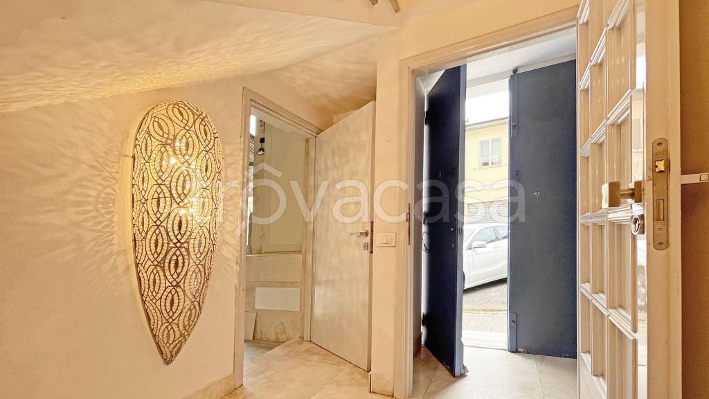 casa indipendente in vendita a Cecina