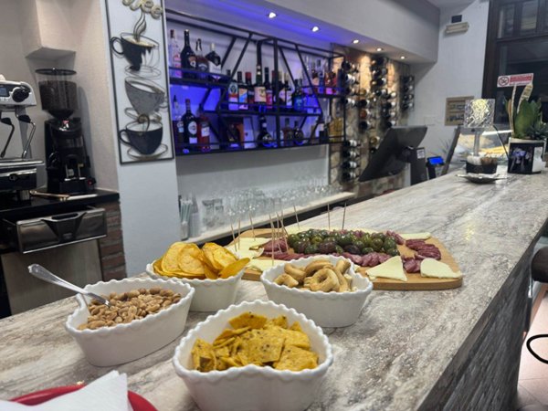 casa indipendente in vendita a Cecina