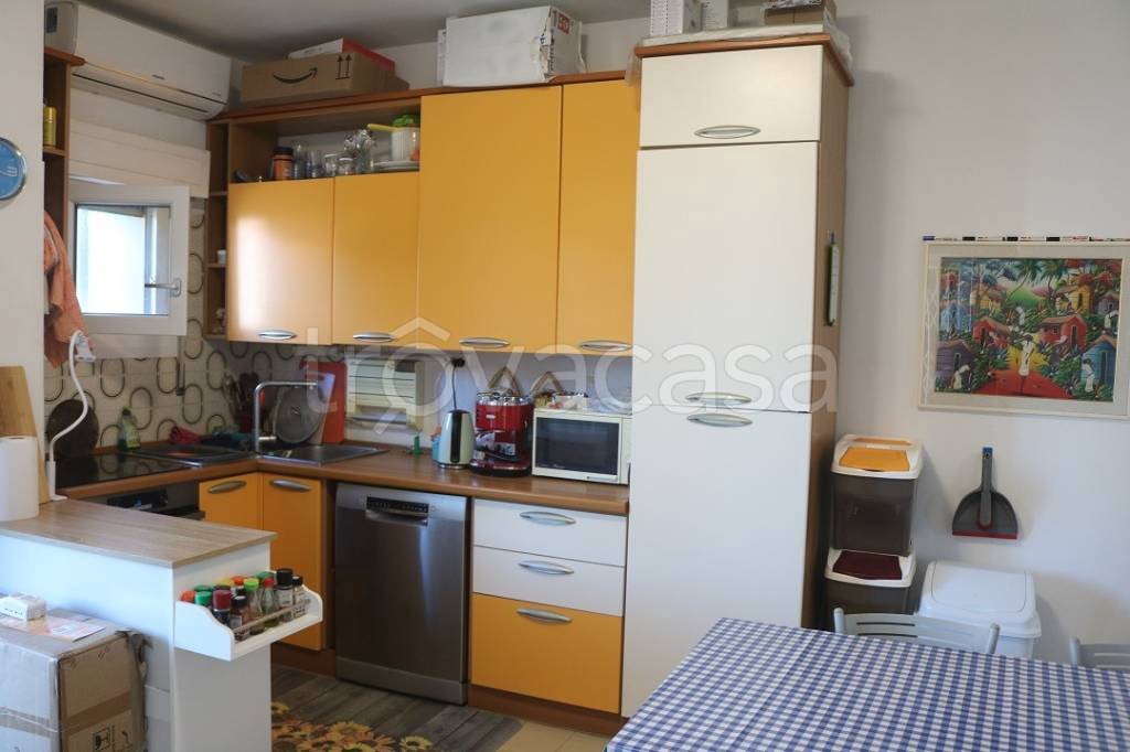 appartamento in vendita a Cecina