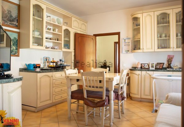 appartamento in vendita a Cecina