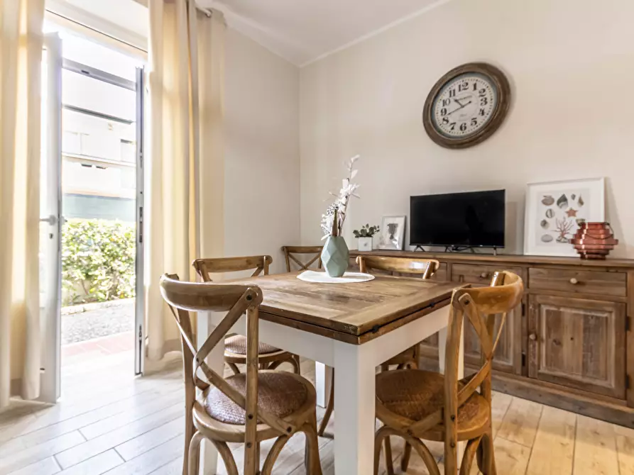 casa indipendente in vendita a Cecina