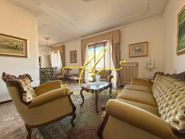 appartamento in vendita a Cecina