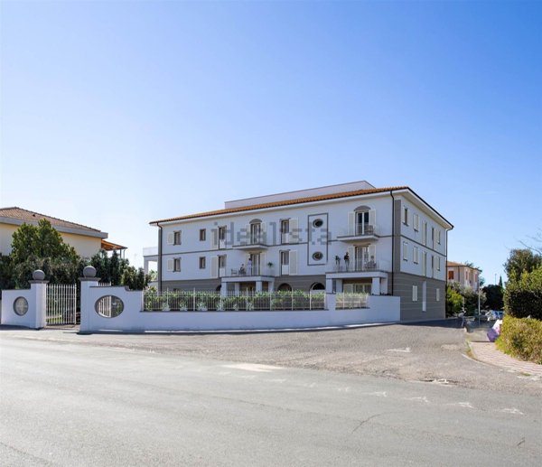 appartamento in vendita a Cecina