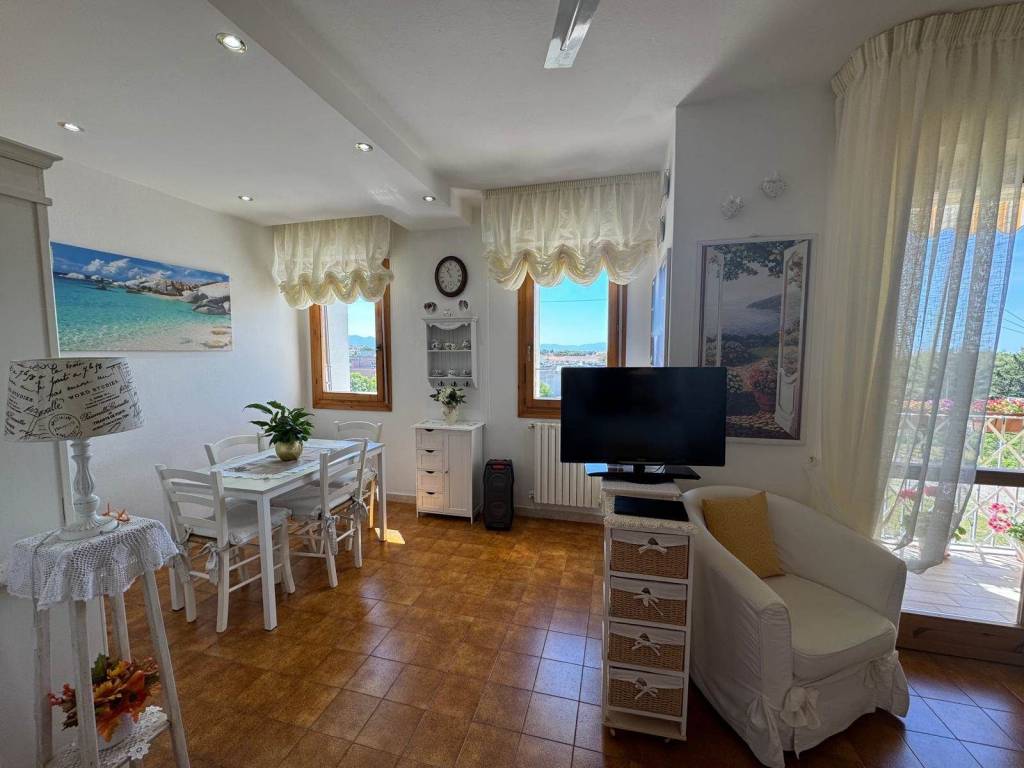 appartamento in vendita a Cecina