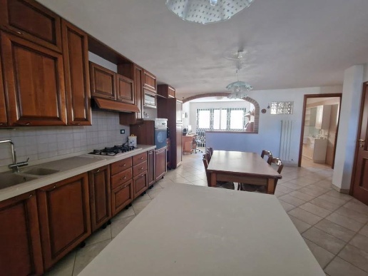 casa indipendente in vendita a Cecina