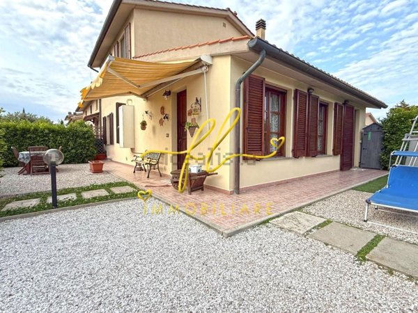 appartamento in vendita a Cecina