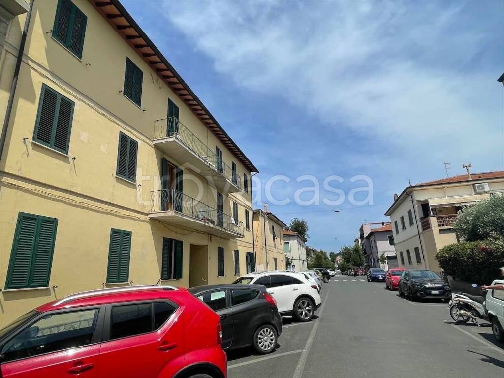 appartamento in vendita a Cecina