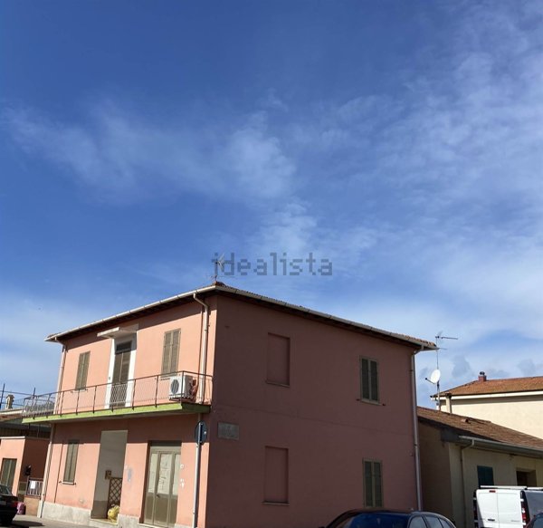 appartamento in vendita a Cecina