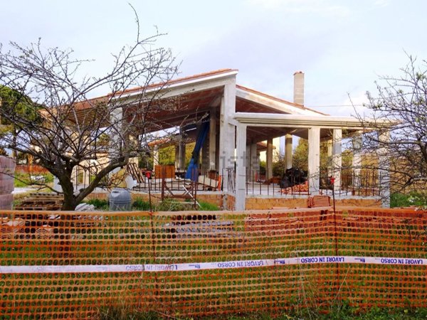 casa indipendente in vendita a Cecina