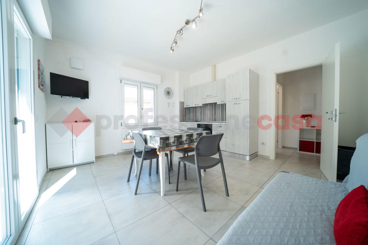 appartamento in vendita a Cecina