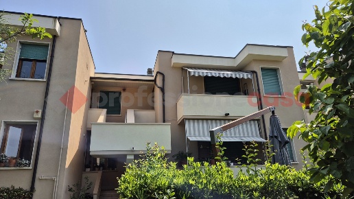 appartamento in vendita a Cecina