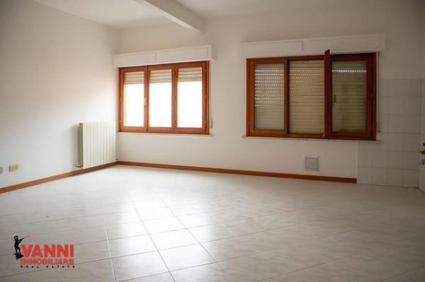 appartamento in vendita a Cecina