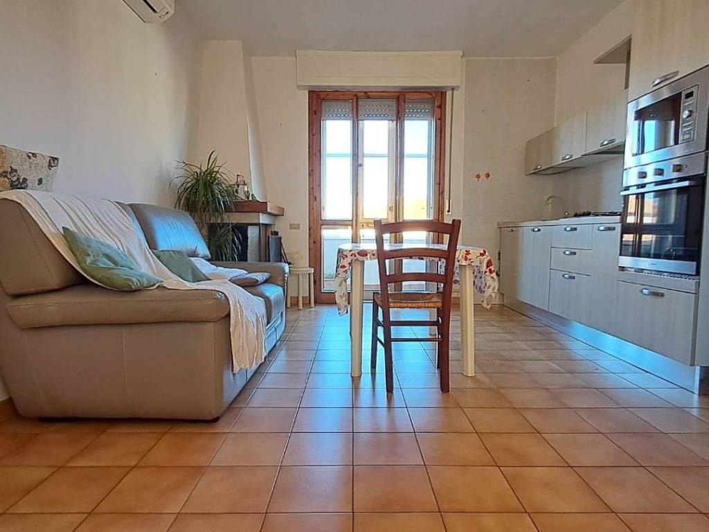 appartamento in vendita a Cecina