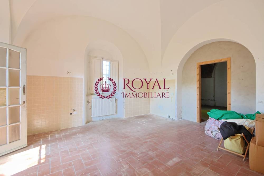 casa indipendente in vendita a Cecina