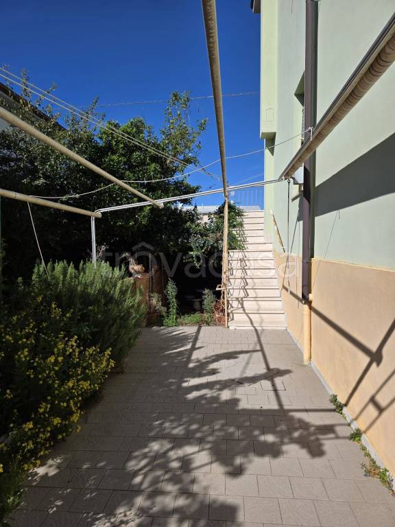 appartamento in vendita a Cecina