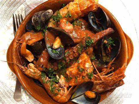 negozio in vendita a Cecina