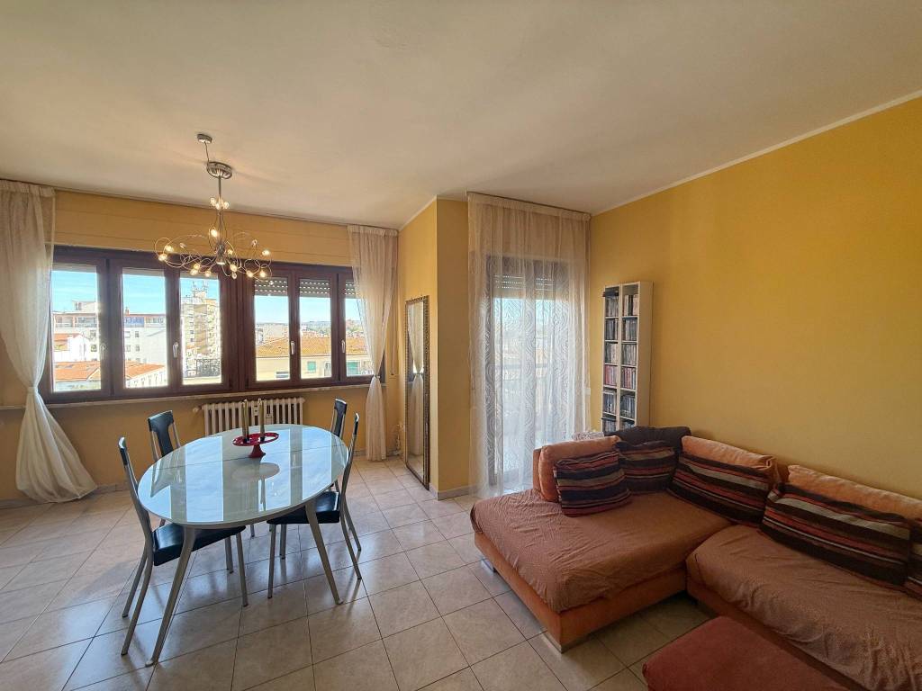 appartamento in vendita a Cecina