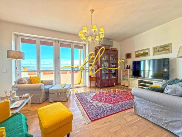 appartamento in vendita a Cecina