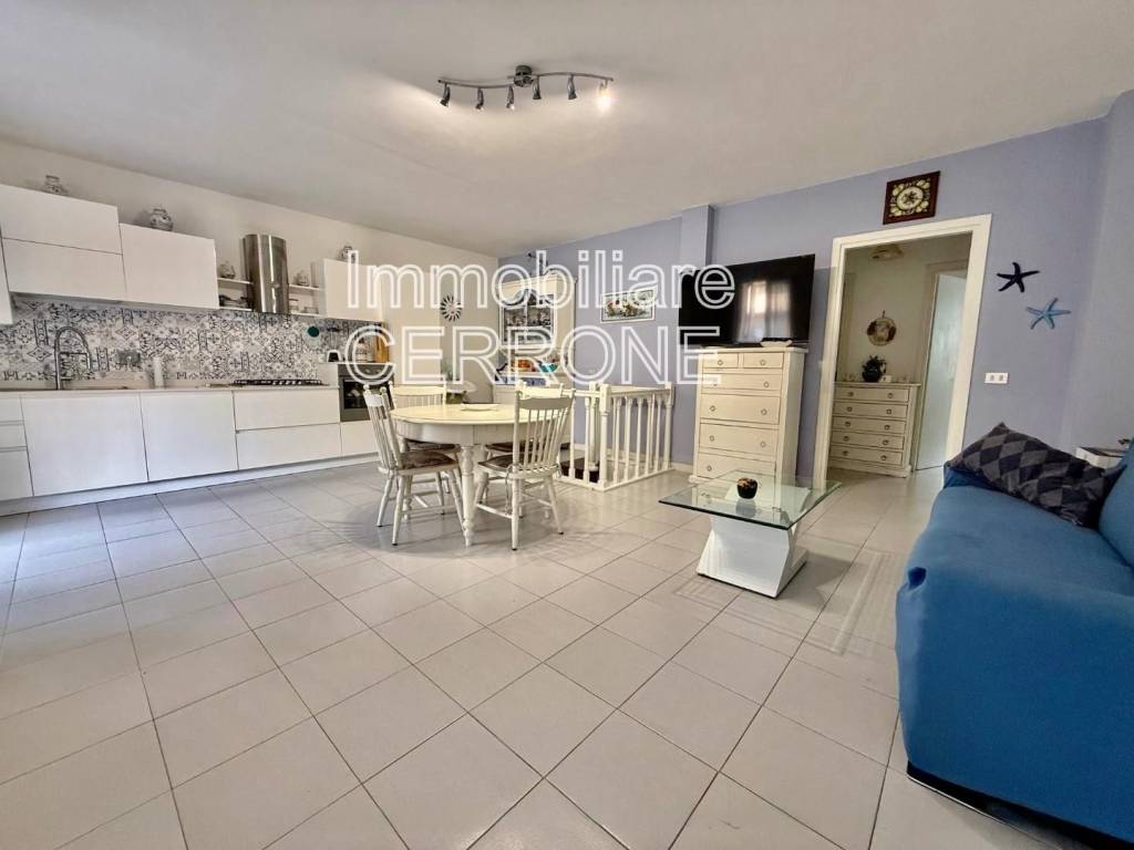 appartamento in vendita a Cecina