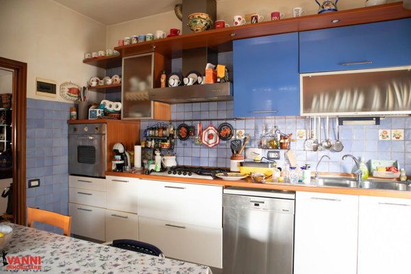 casa indipendente in vendita a Cecina