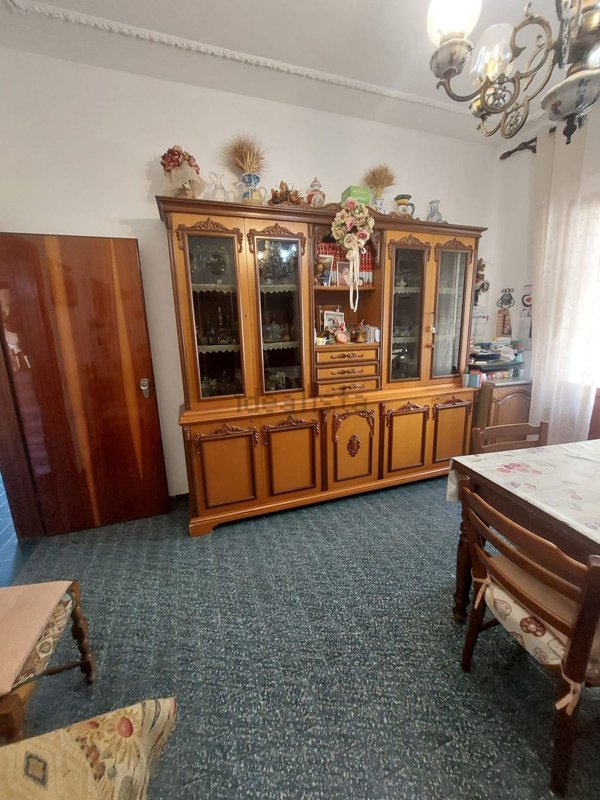 casa indipendente in vendita a Cecina