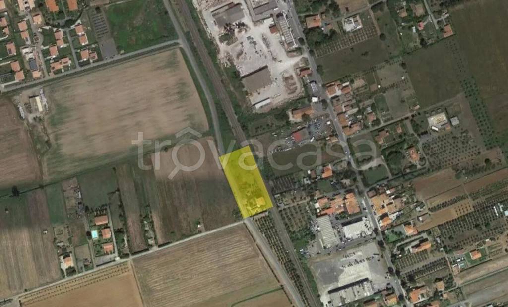 casa indipendente in vendita a Cecina