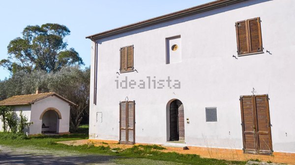 casa indipendente in vendita a Cecina