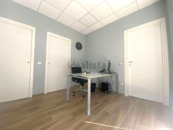 ufficio in vendita a Cecina