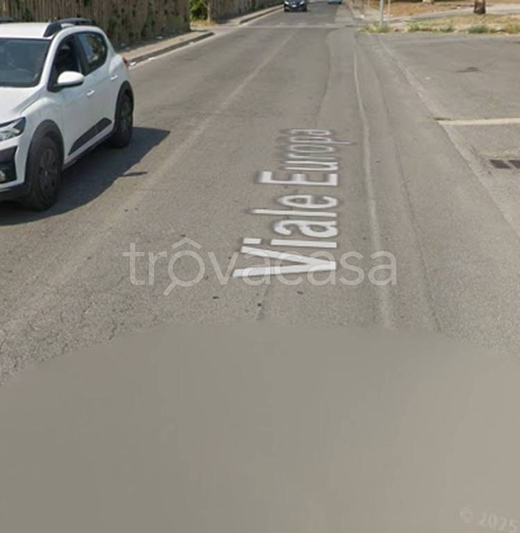 negozio in vendita a Cecina