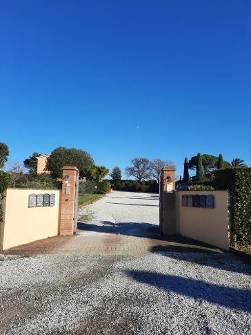 appartamento in vendita a Cecina