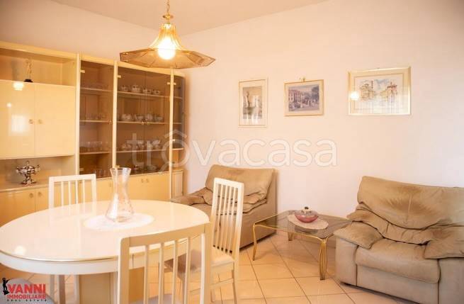 appartamento in vendita a Cecina