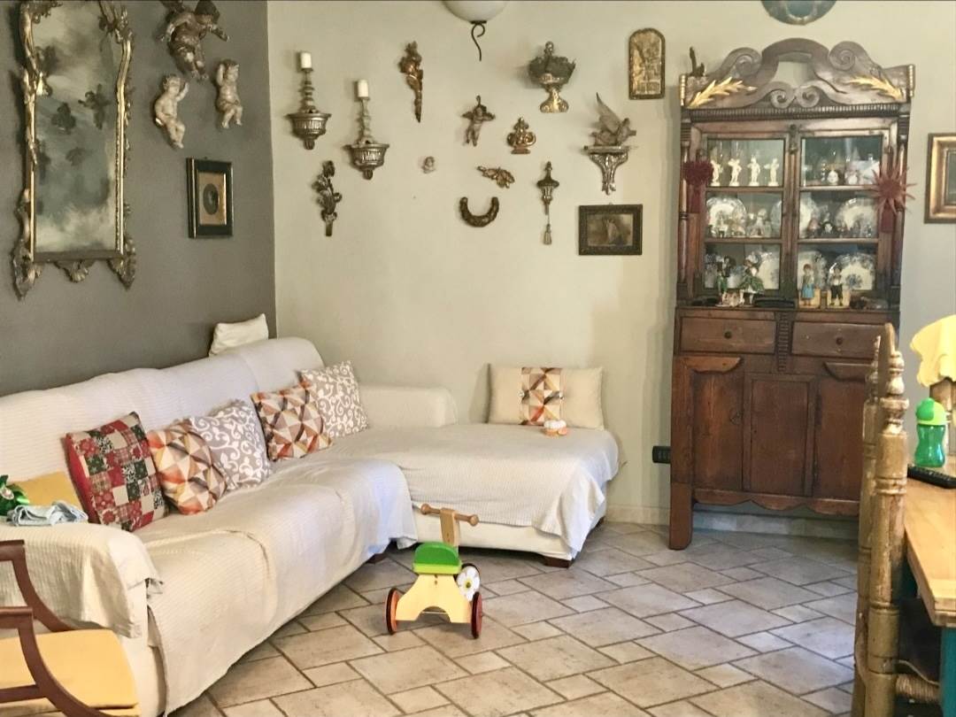 appartamento in vendita a Cecina