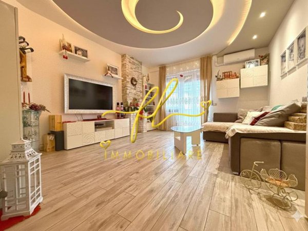 appartamento in vendita a Cecina