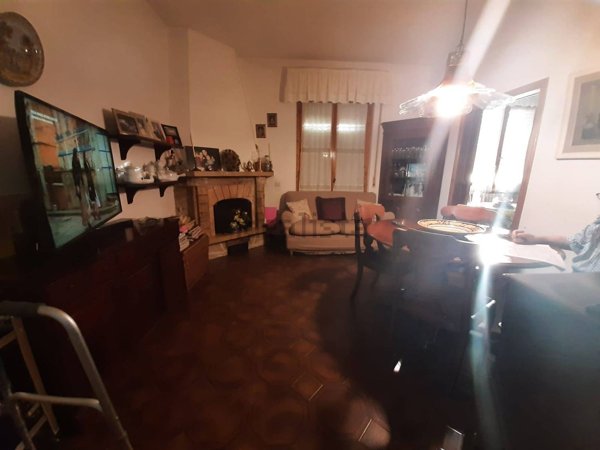 appartamento in vendita a Cecina