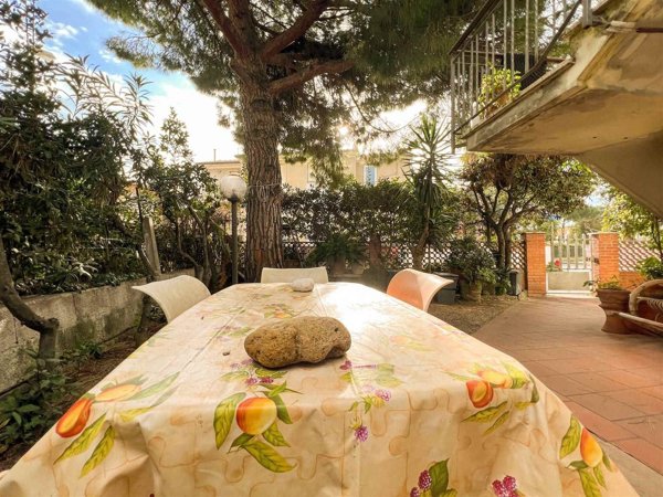 appartamento in vendita a Cecina