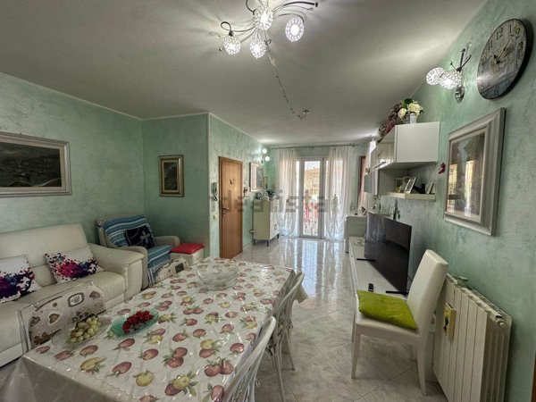 appartamento in vendita a Cecina