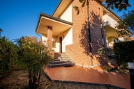 appartamento in vendita a Cecina